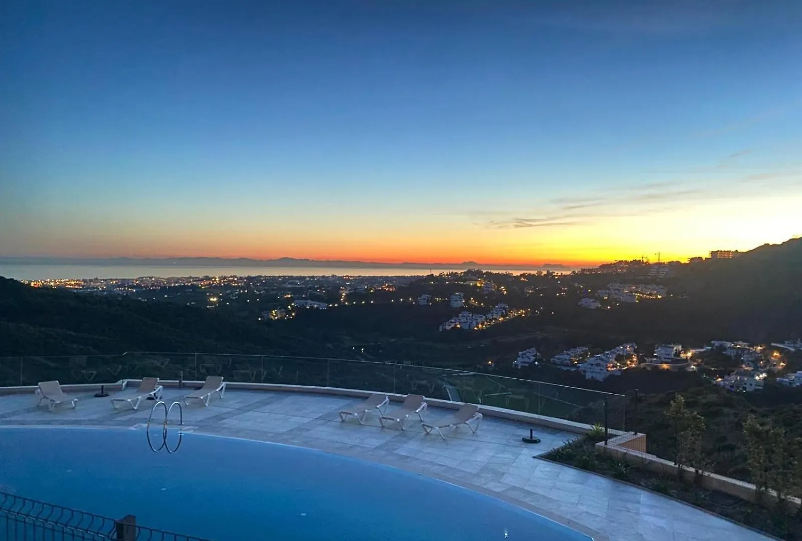 Los Olivos Real De La Quinta Luxury 3 Bed Benahavis